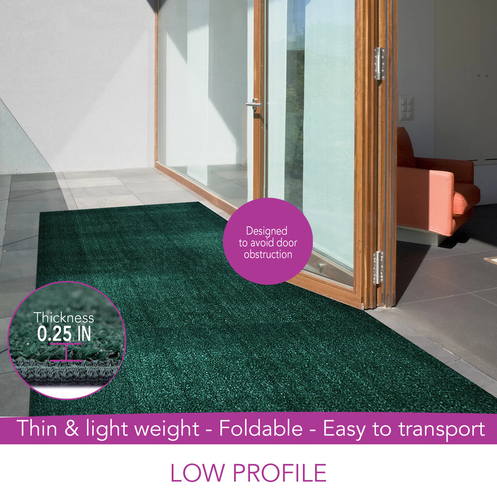 Indoor/Outdoor Artificial Turf Area Rug in Emerald