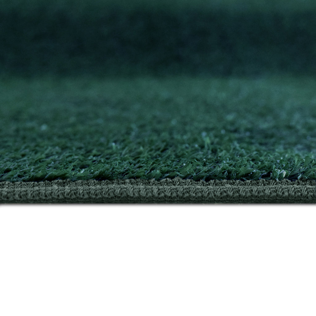Indoor/Outdoor Artificial Turf Area Rug in Emerald