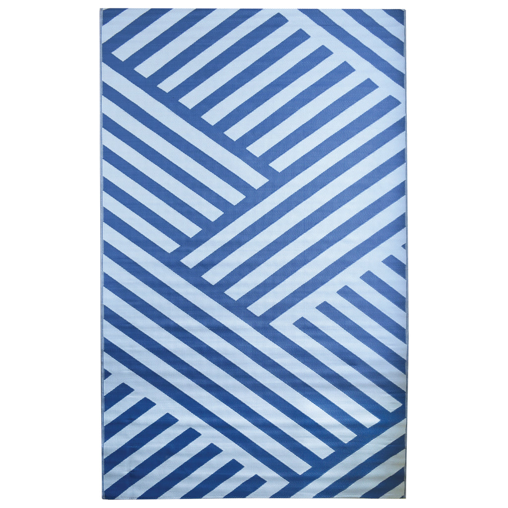 Reversible Outdoor Rug Diagonal Stripe Blue and White